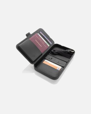 Swiss Peak RCS genanvendt rejseetui med 3-i-1 oplader